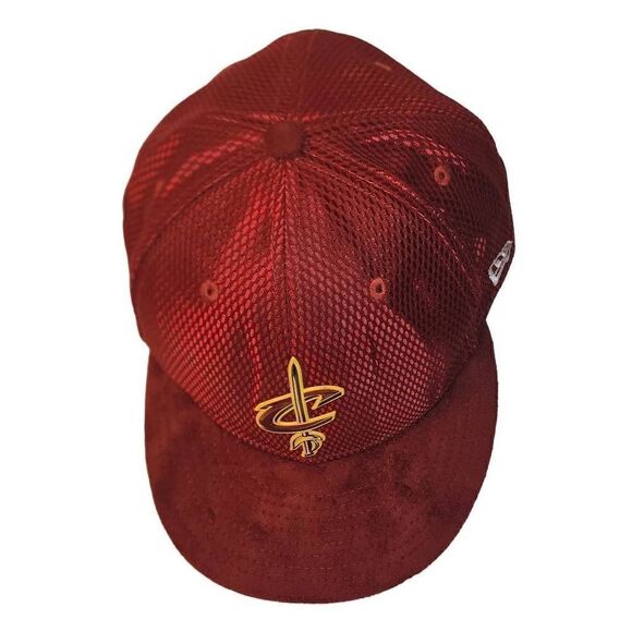 New Era Men's Maroon NBA Cavaliers 59FIFTY Fitted Cap Size 7 3/4 - Picture 8 of 8